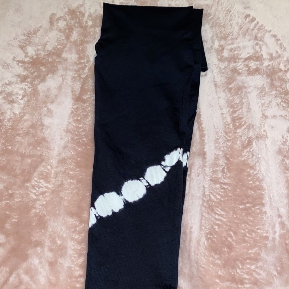 P I N K!!!! Leggings - image 2